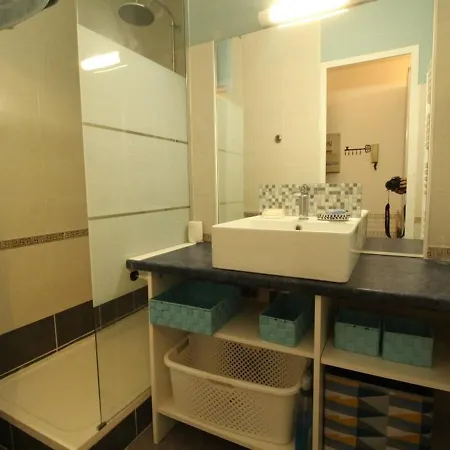 Apartmán T2 Avec Balcon, Parking Prive, Au Pied Du Telecabine - - Fr-1-313-198 Bagnères-de-Luchon